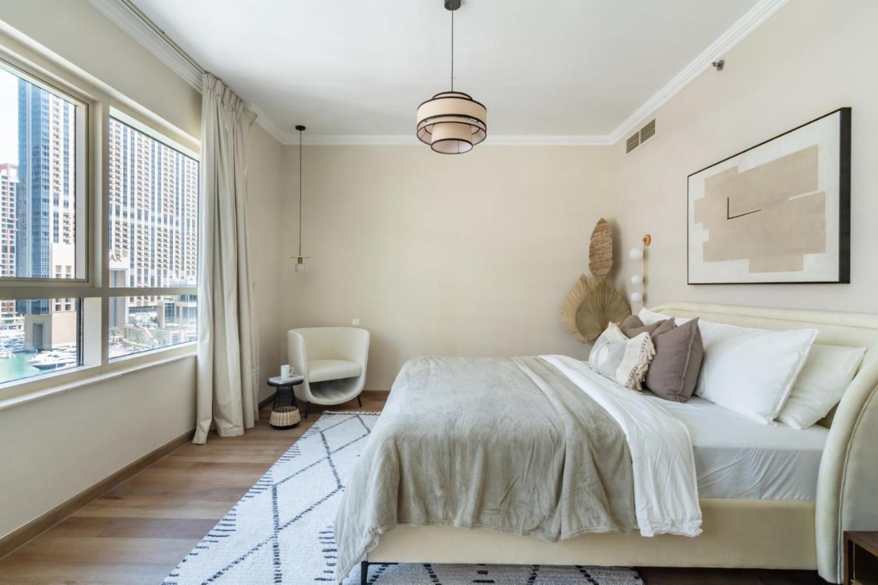 Luxurious Style 2br In Marina W/ Yacht View Dubaï