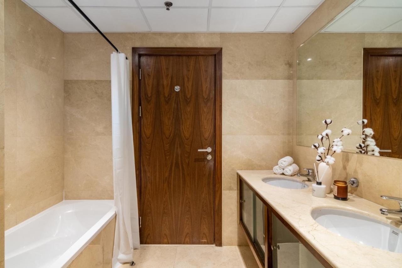Appartement Luxurious Style 2br In Marina W/ Yacht View *