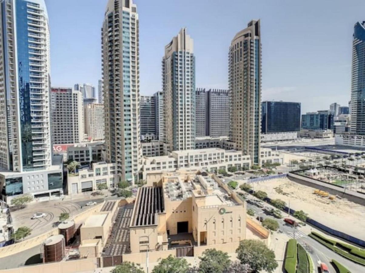 Apartment Key View - Burj Royale