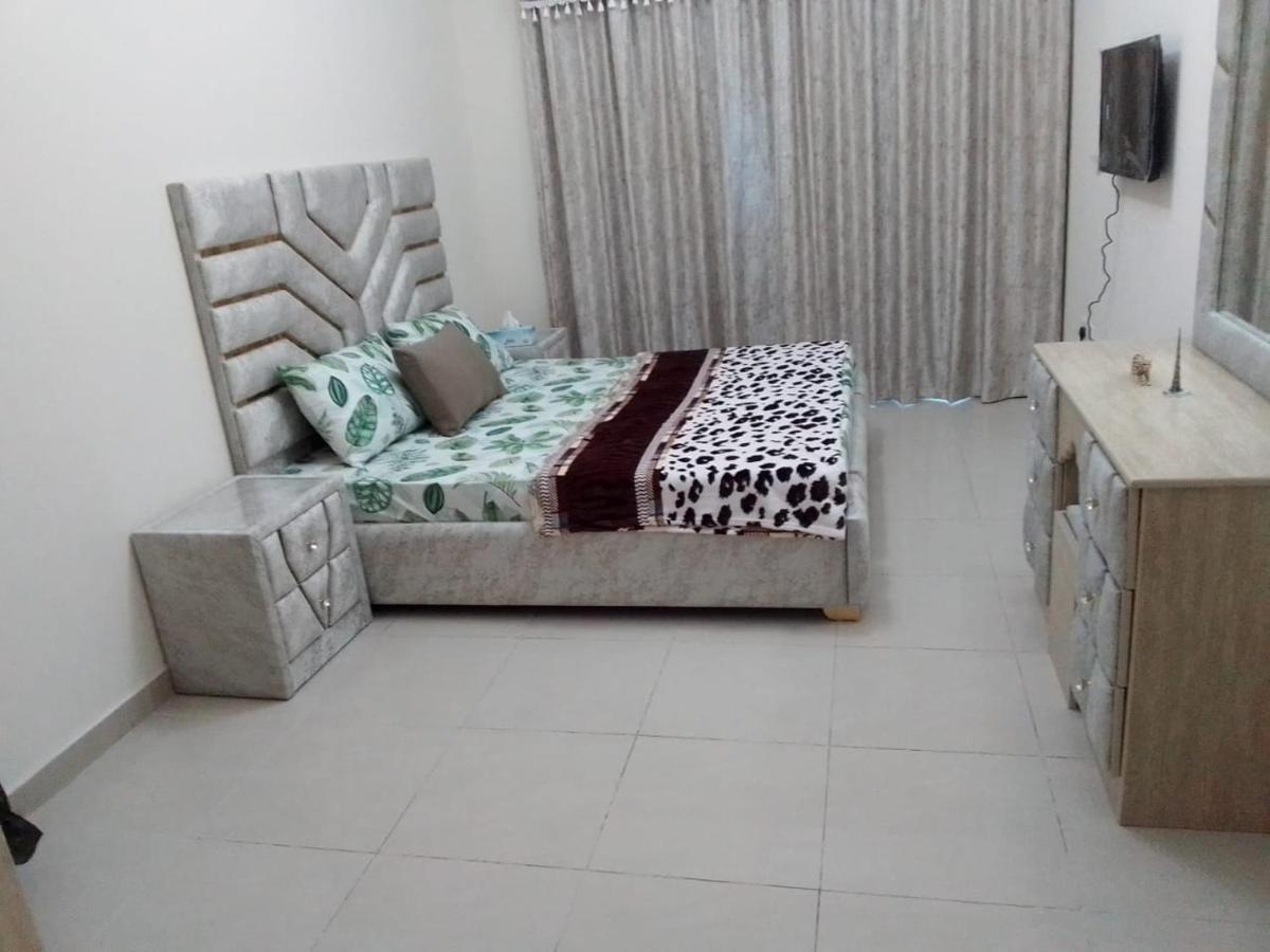 Wisma tamu Standard With Common Washroom