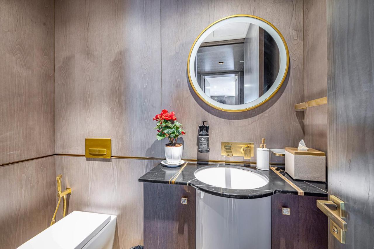 Five Palm Luxury Penthouse Full Marina View & Private Pool Dubai