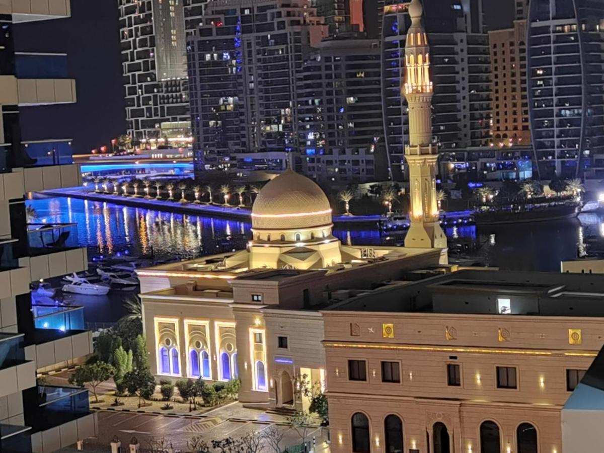 Freshlook 2 Bhk In Marina 707 Apartemen Dubai