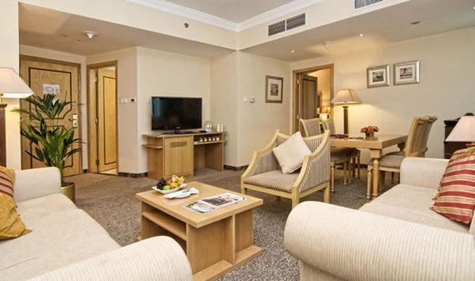 Hotel Seasons 4*