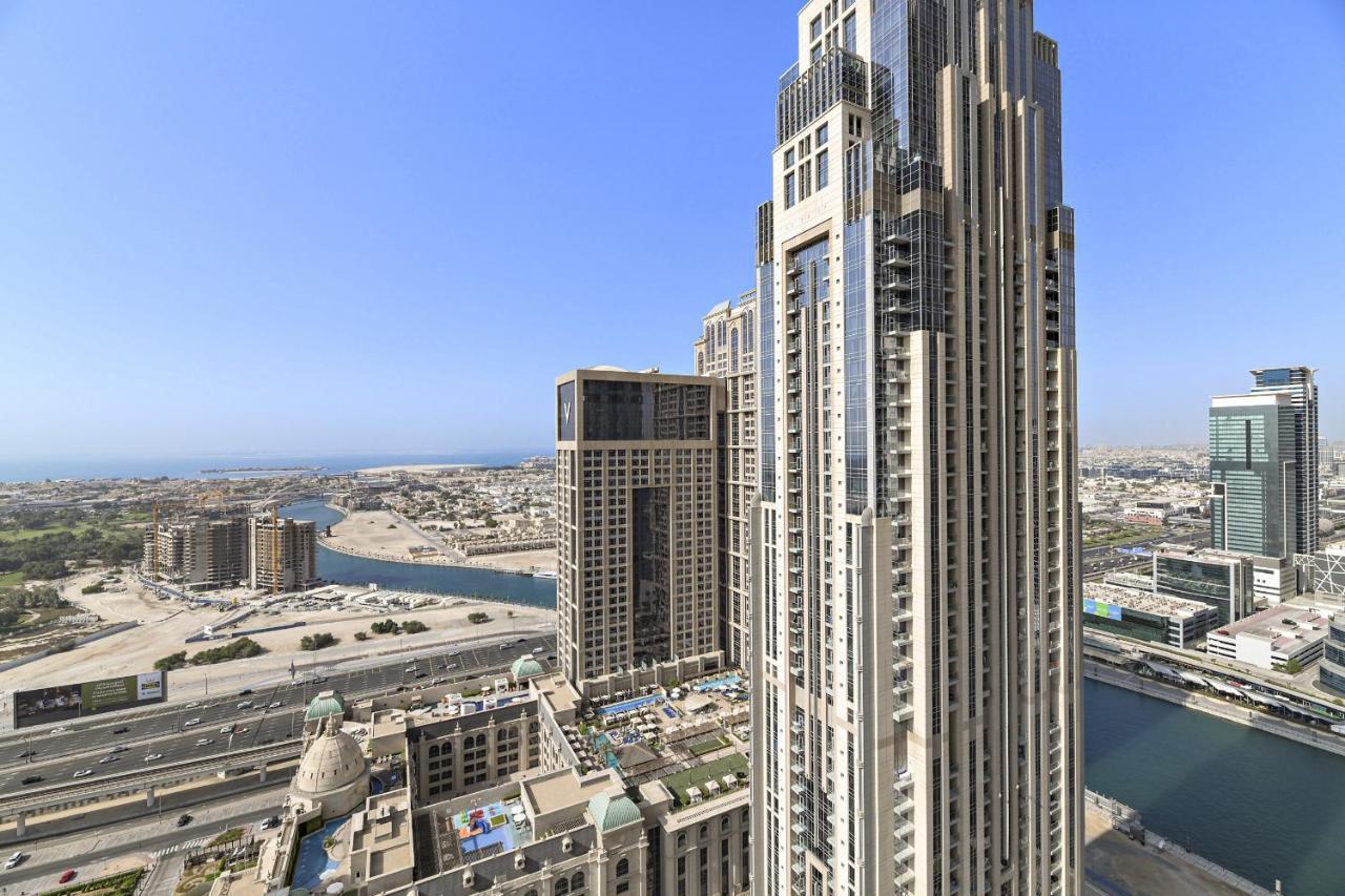 Vayk - Spacious Two Bedroom Near Canal Dubai