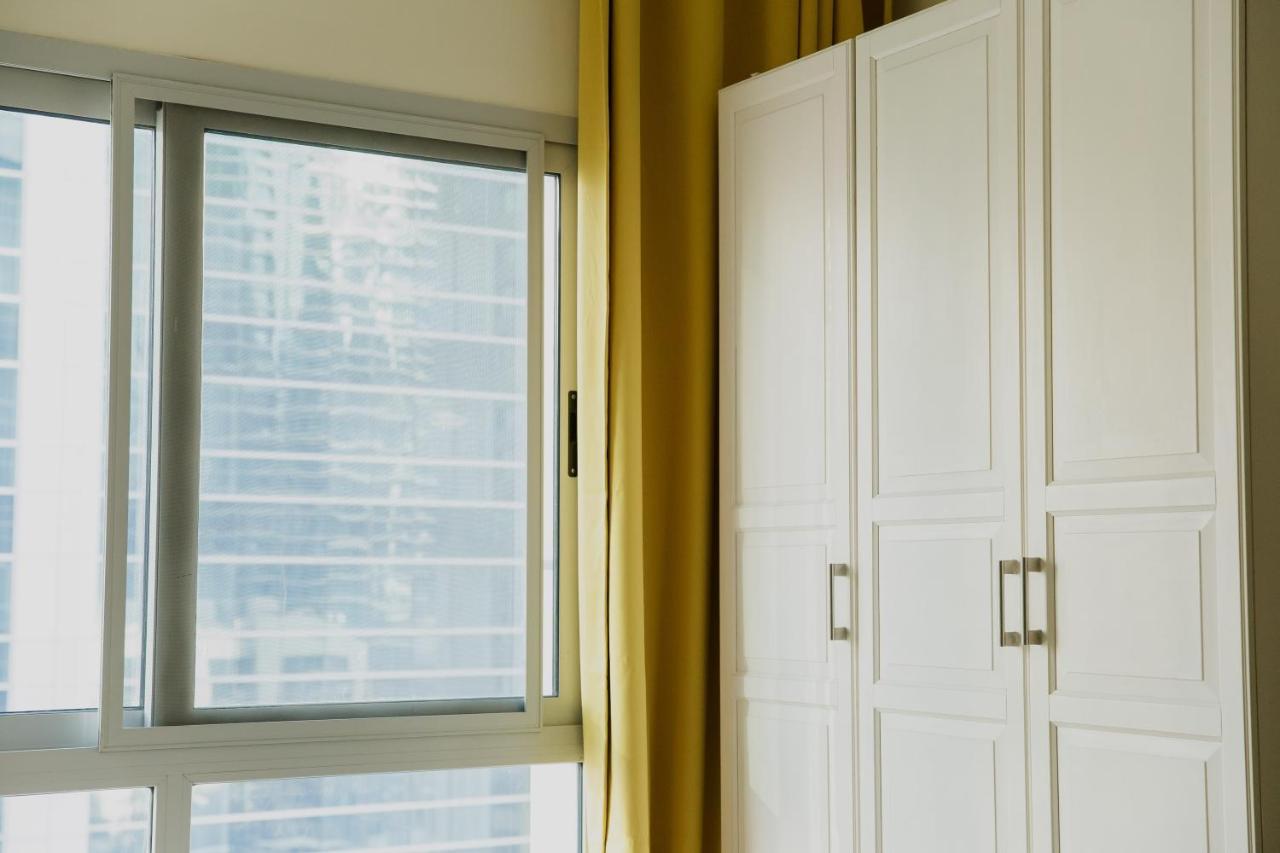 Yellow Studio Apt 511 In Marina Diamond One Appartamento *