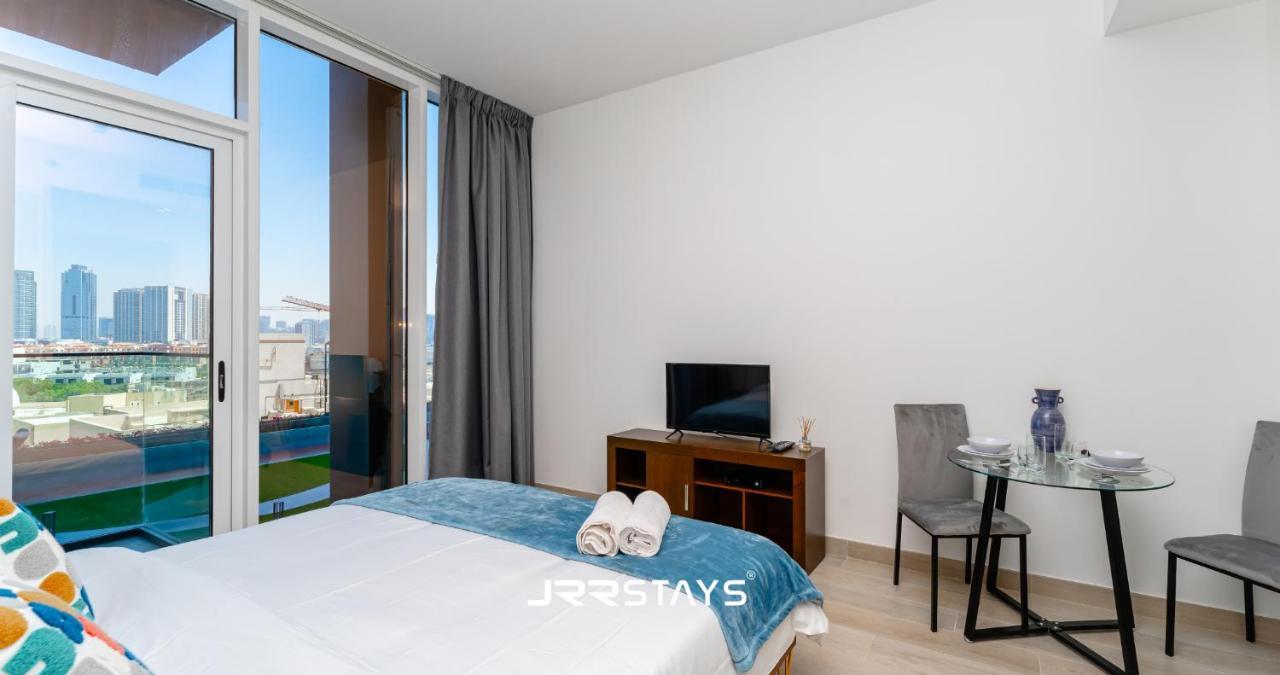 Stylish - Panoramic Pool View - Jvc Appartement