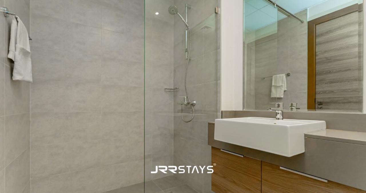 Stylish - Panoramic Pool View - Jvc Appartement