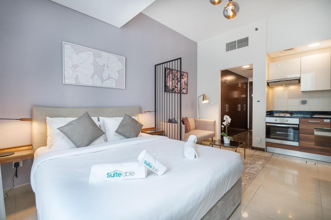 Elegant Studio Sparkle Tower Jbr By Suiteable Apartament