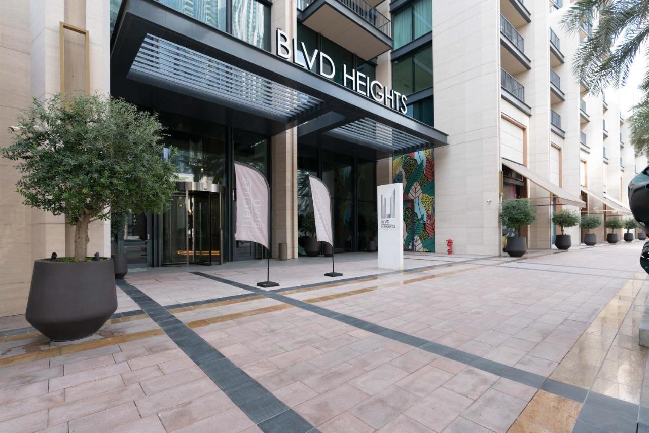 Ultimate / Downtown / 3 Beds / Upscale Luxury / Fantastic Finishing / New Building Apartment