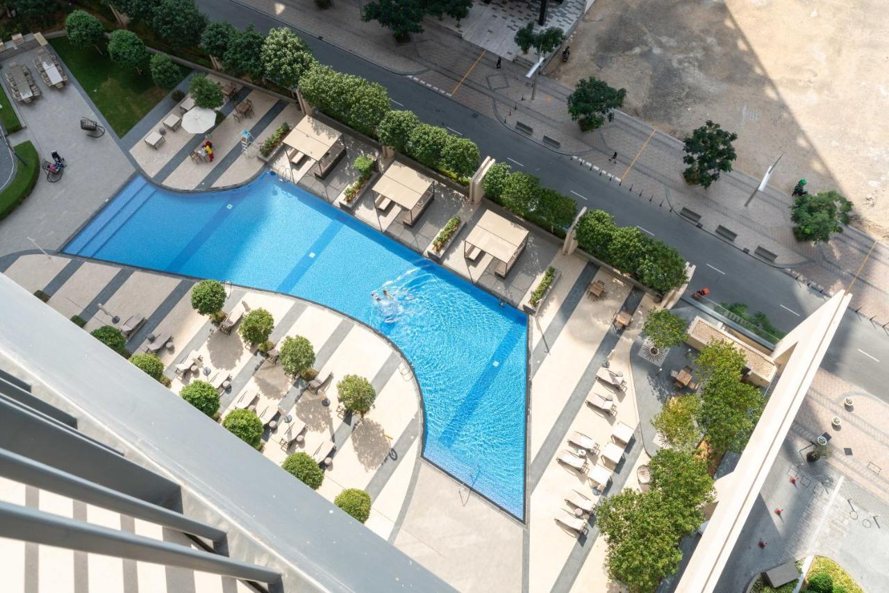 Apartment Ultimate / Downtown / 3 Beds / Upscale Luxury / Fantastic Finishing / New Building