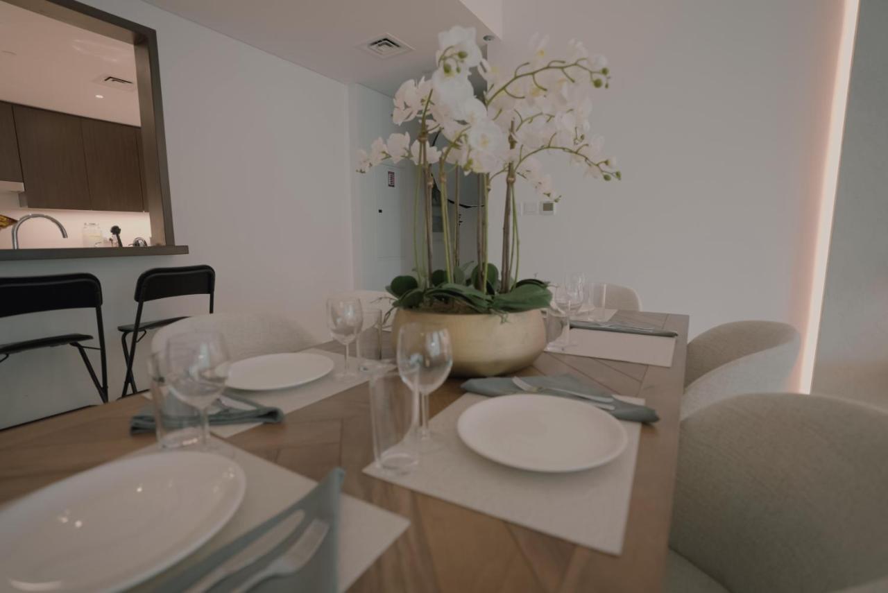 Ultimate / Downtown / 3 Beds / Upscale Luxury / Fantastic Finishing / New Building Apartment
