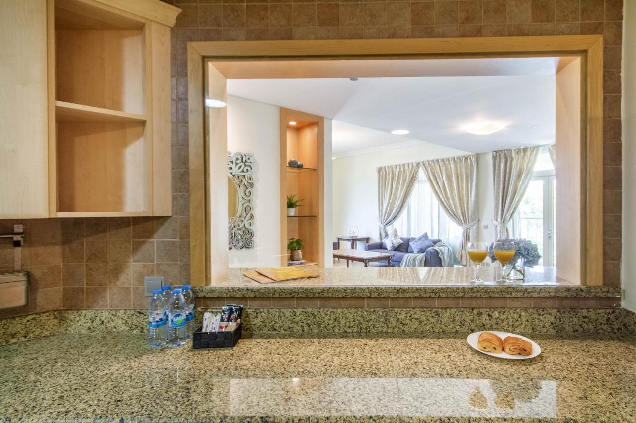 Bespoke Homes - Shoreline Al Nabat Lägenhet Dubai