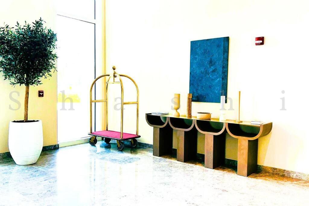 The Shrashi Suites, Creek Harbour - Paradise On The Island With Skyline & Burj Khaleefa View *