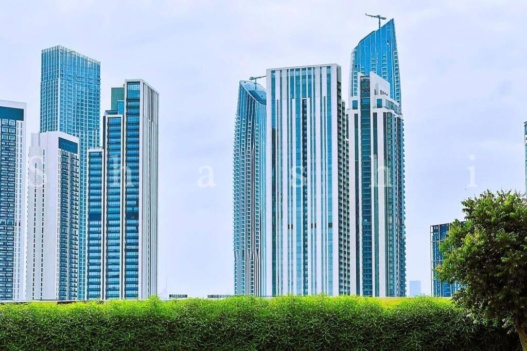 Сasa de vacaciones The Shrashi Suites, Creek Harbour - Paradise On The Island With Skyline & Burj Khaleefa View