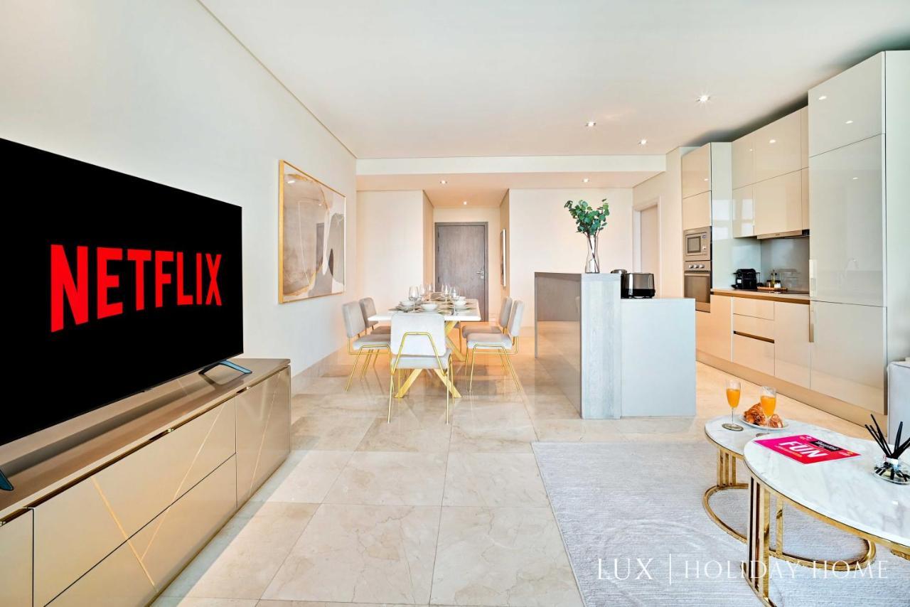 Lux - The Elegant Palm Apartment