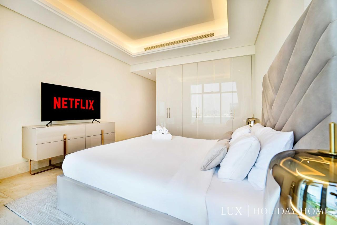 Lux - The Elegant Palm * Dubai