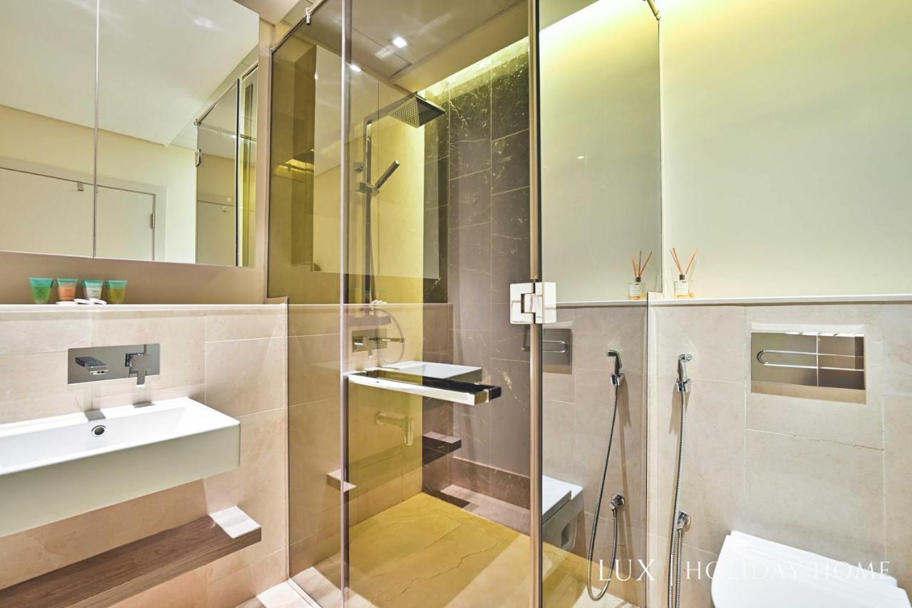 Lux - The Elegant Palm Apartment *