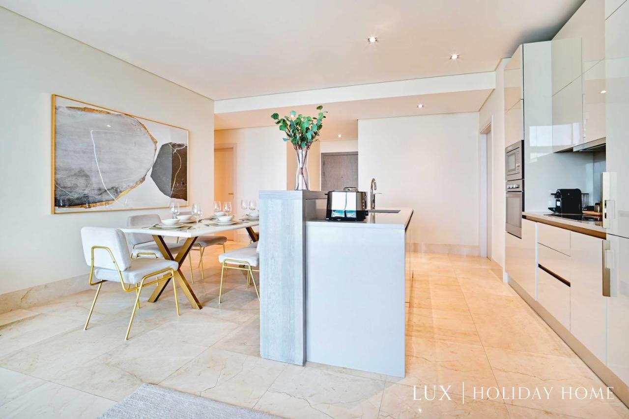 Lux - The Elegant Palm * Dubai