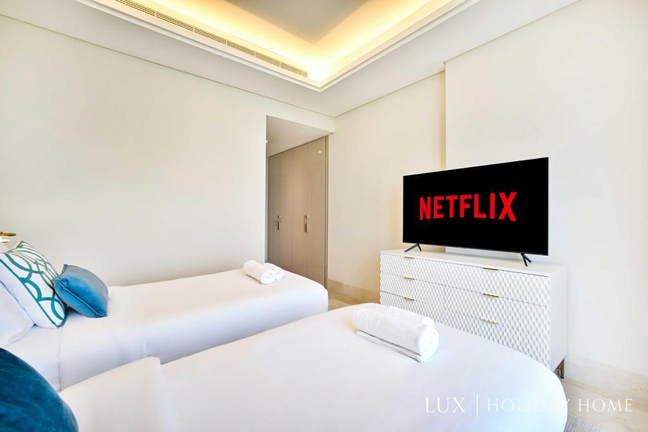 Lux - The Elegant Palm Apartment *