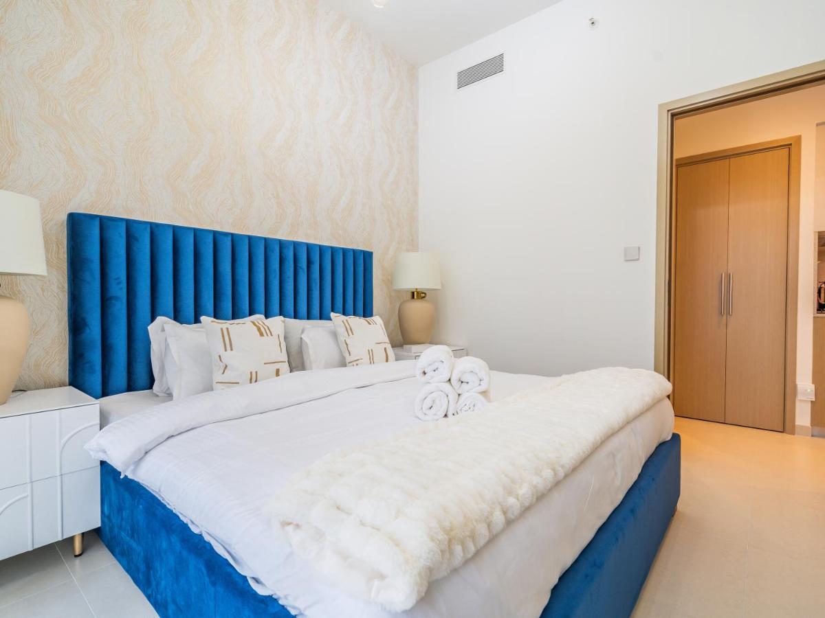 Superior 1br In Burj Royale - Downtown Lejlighed