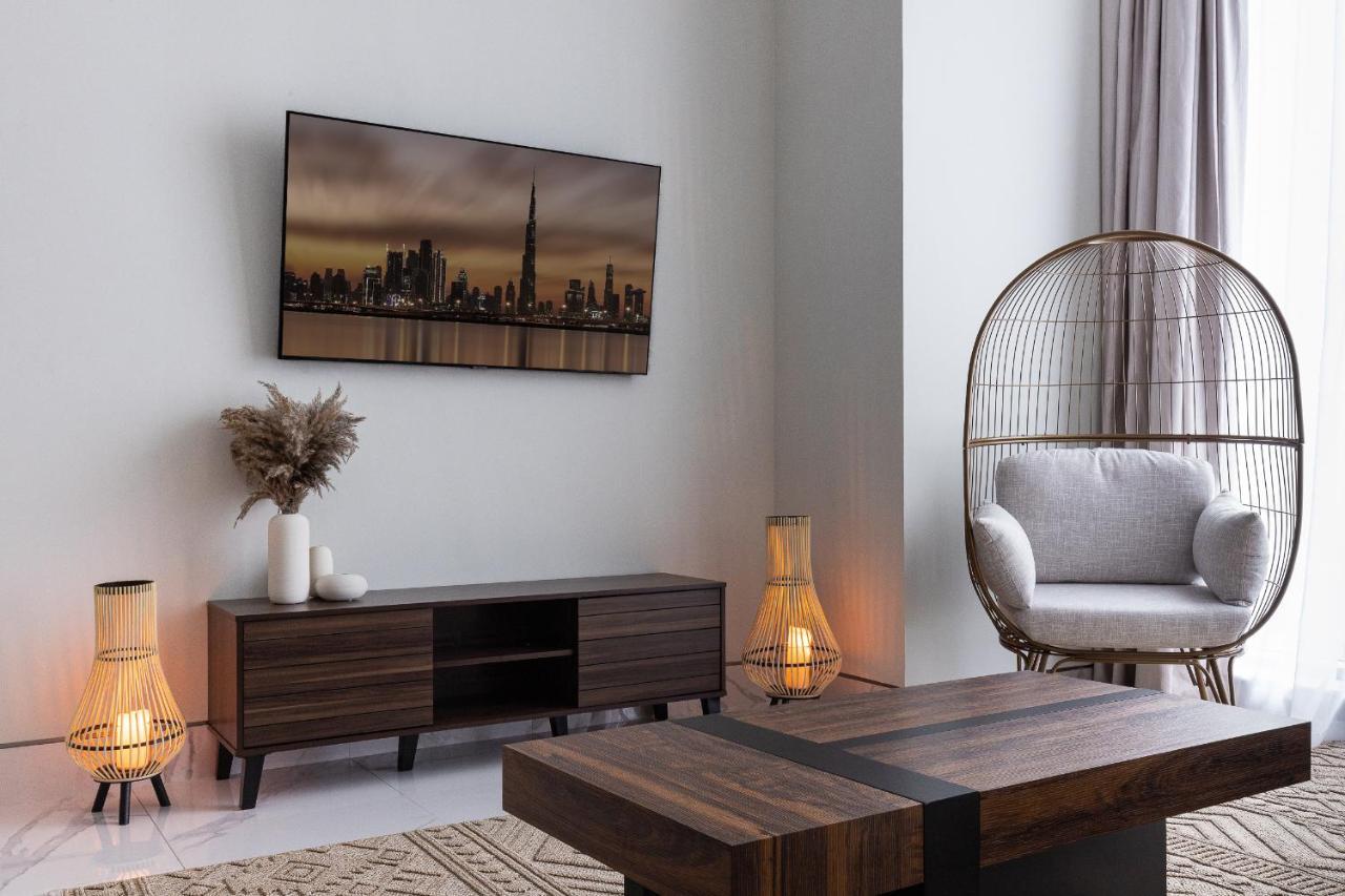 J One Tower Luxury From Estate Appartement