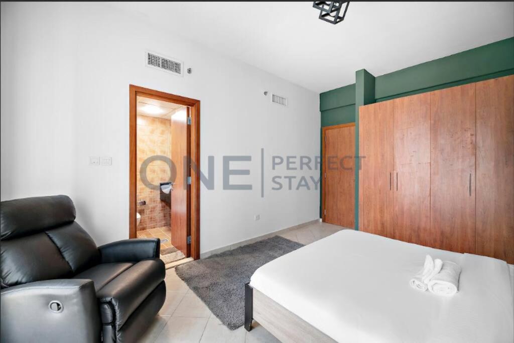 View Bills Included Fully Furnished Apartamento