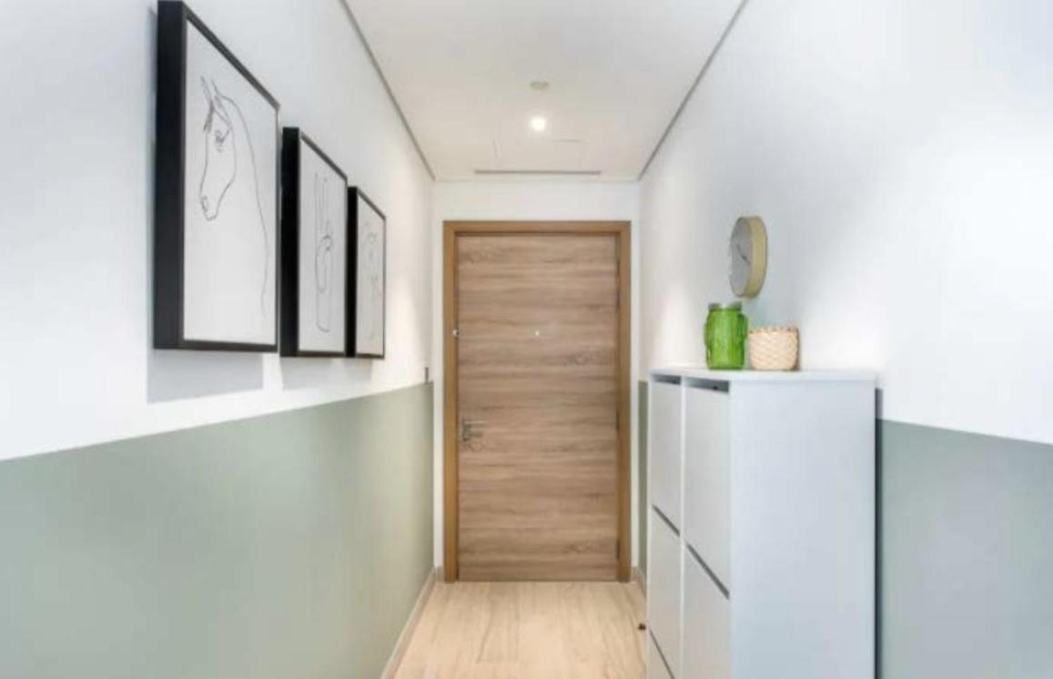 Apartamento Lightsome With Balcony In One Tower Dubai