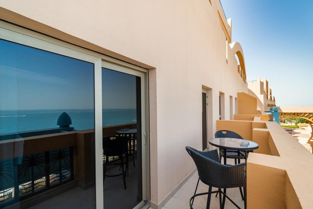 Lägenhet Amazing Beachfront Apartments Near Atlantis Waterpark By Simply Comfort Dubai