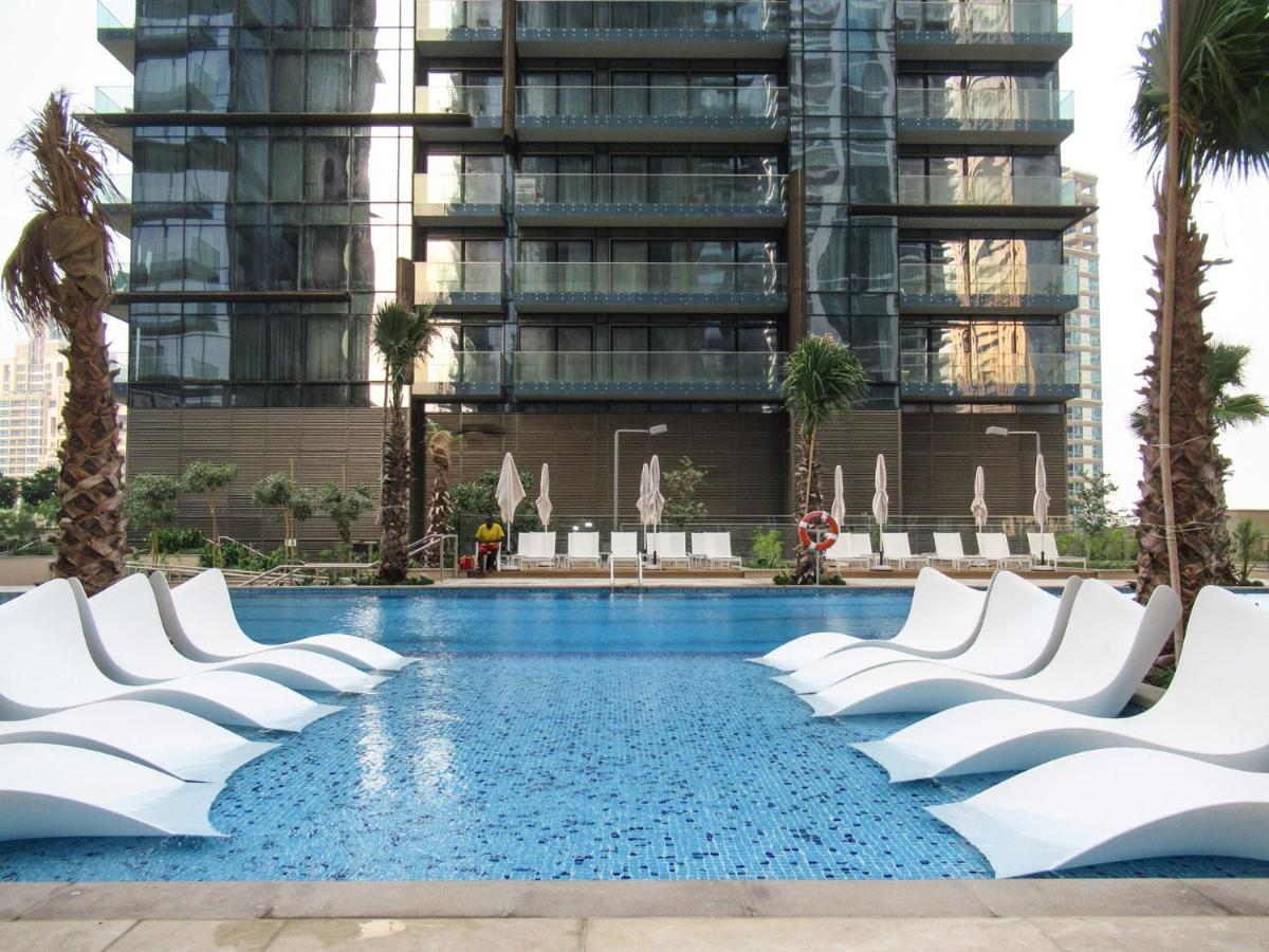 High Floor - Beautiful 1br Marina Gate Apartment *