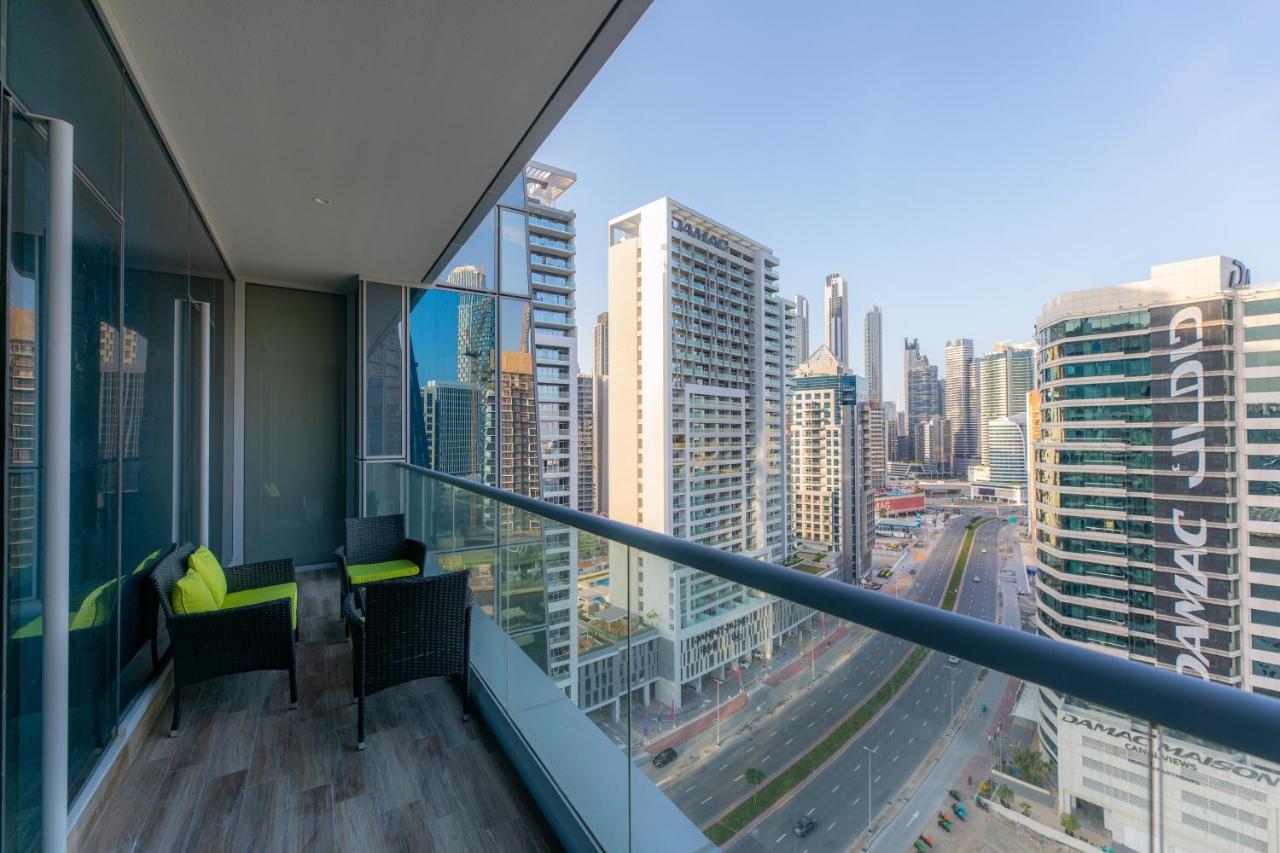J One Tower Luxury From Estate Appartement Dubai