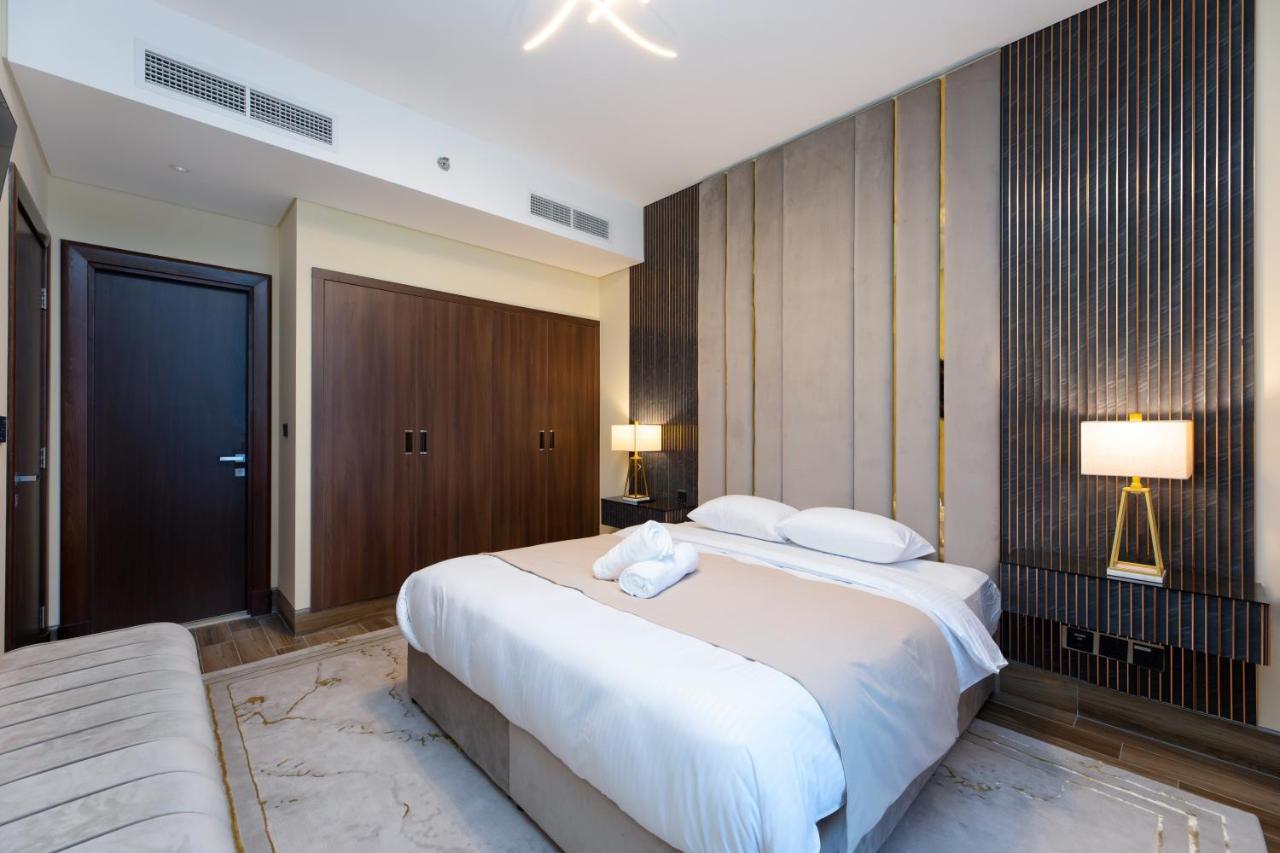 Appartement J One Tower Luxury From Estate
