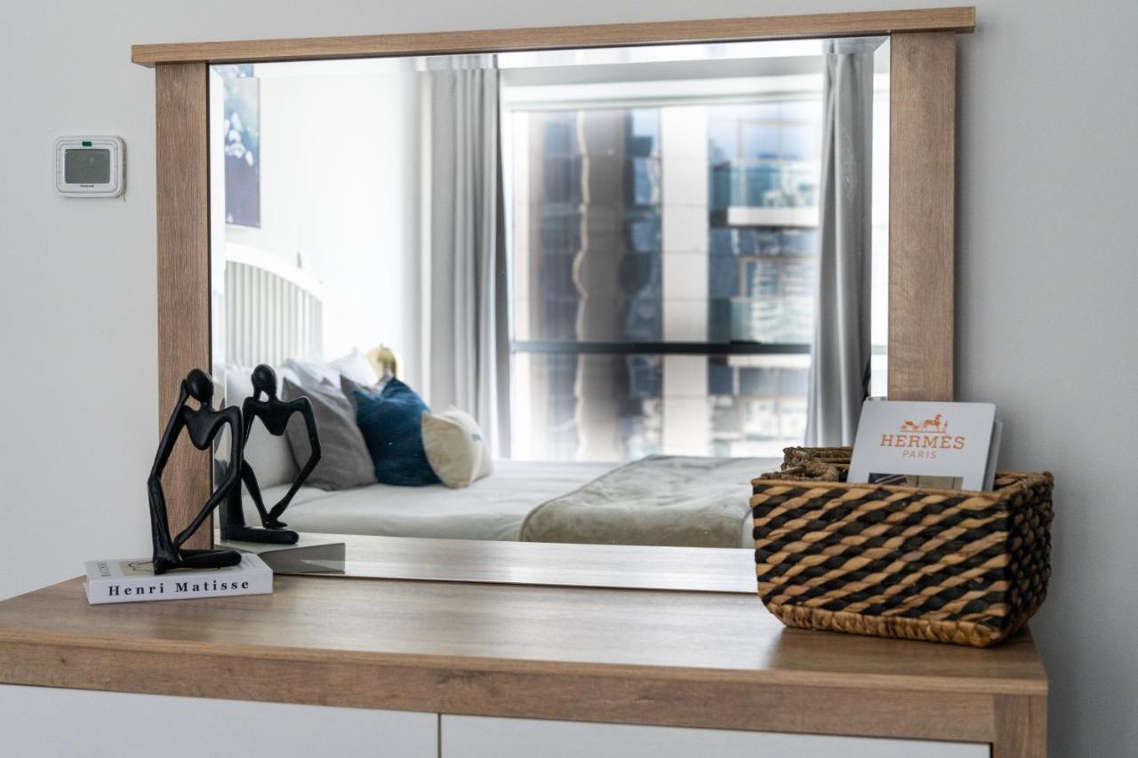 Apartamento Higuests - Luxe With Incredible Marina Views