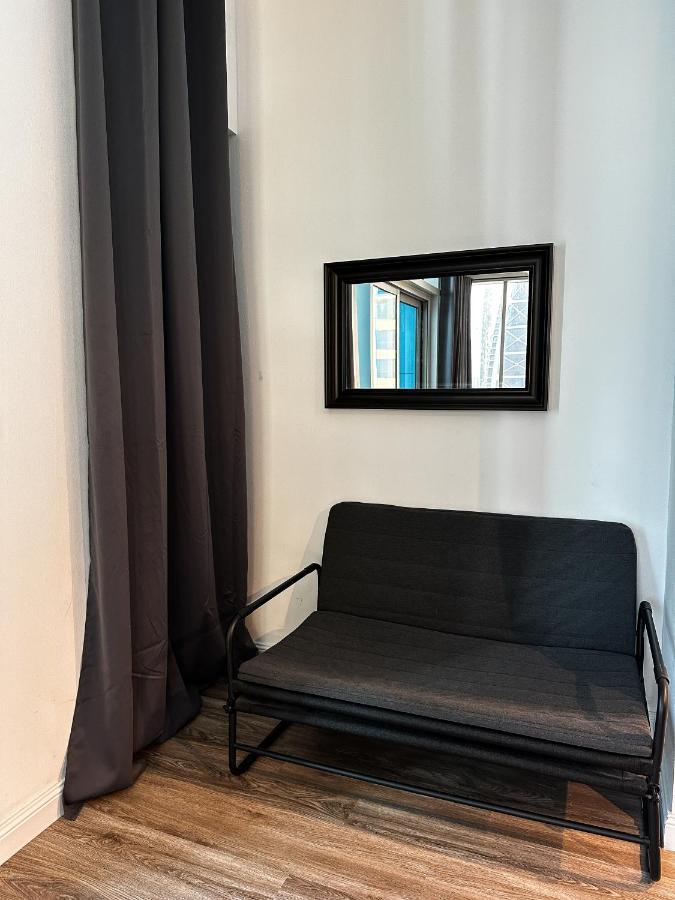 La Buena Vida Homes - Luxe 1bd, Boutique Full Lakeview 1m To Metro, & Almas Tower Apartment