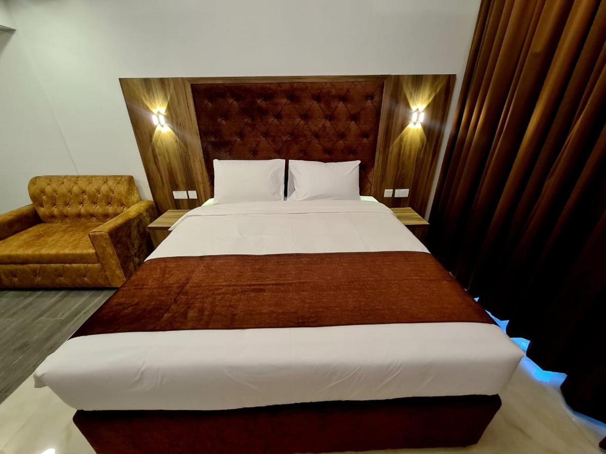 New Dream Plaza Apartamento Dubai