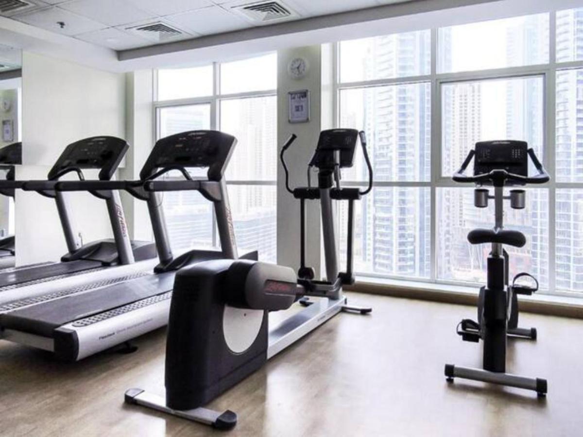 Relaxing 2br Haven In Marina Perfect Location & Amenities Apartment Dubai