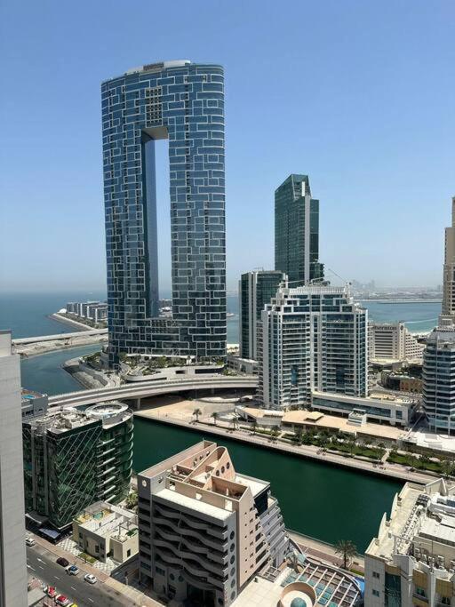 Elegant Near Jbr Apartamento *