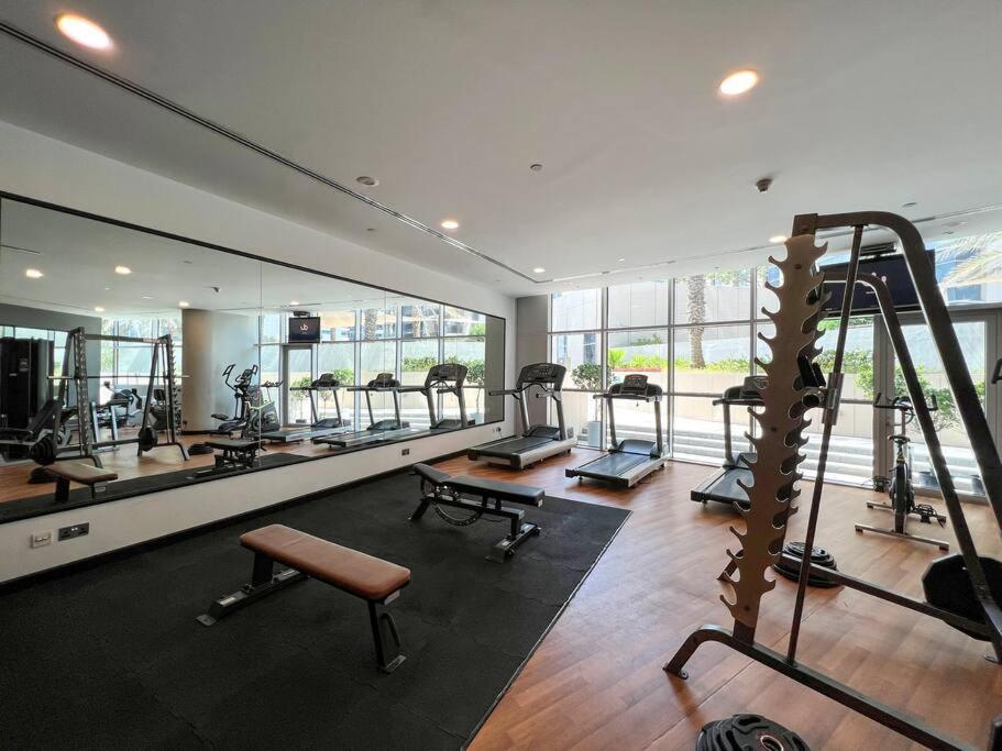Magnificent - Luxurious 3 Bedroom With Marina View Dubai