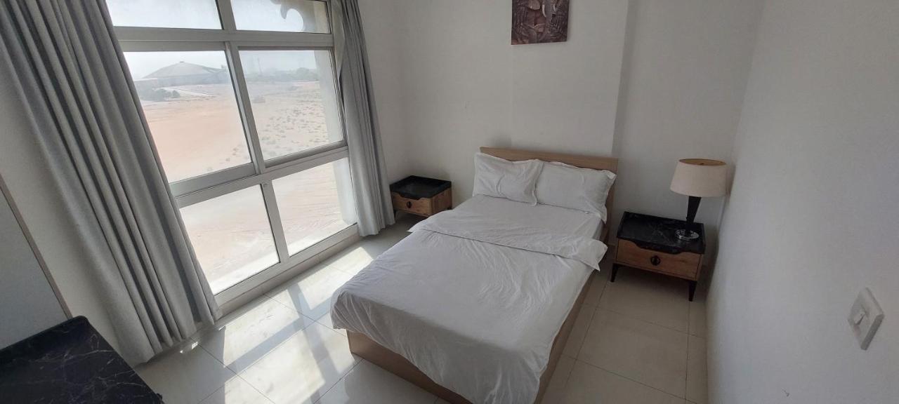 Cute And Small Partitions For Girls In Dubai- Female Guests Only فتيات فقط * Dubai