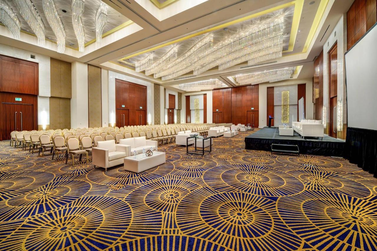 Marriott Al Jaddaf 5*