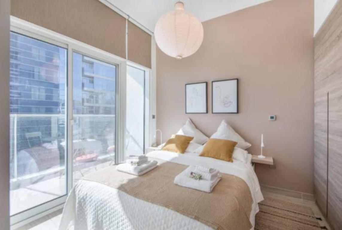 Apartamento Lightsome With Balcony In One Tower Dubai