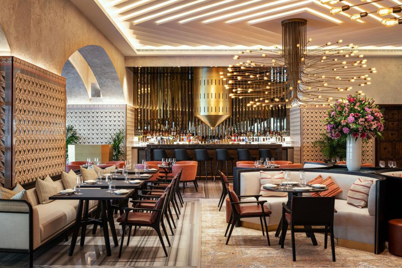 The St. Regis Dubai, The Palm Hotel