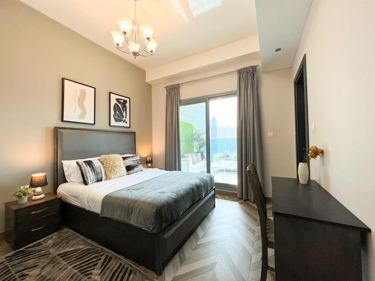 2 Bedroom Burj Khalifa View With Large Private Terrace * Dubai