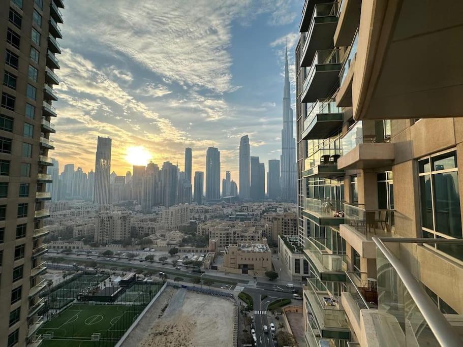 White Elephant Homes - Burj Views - Burj Khalifa View Lägenhet *