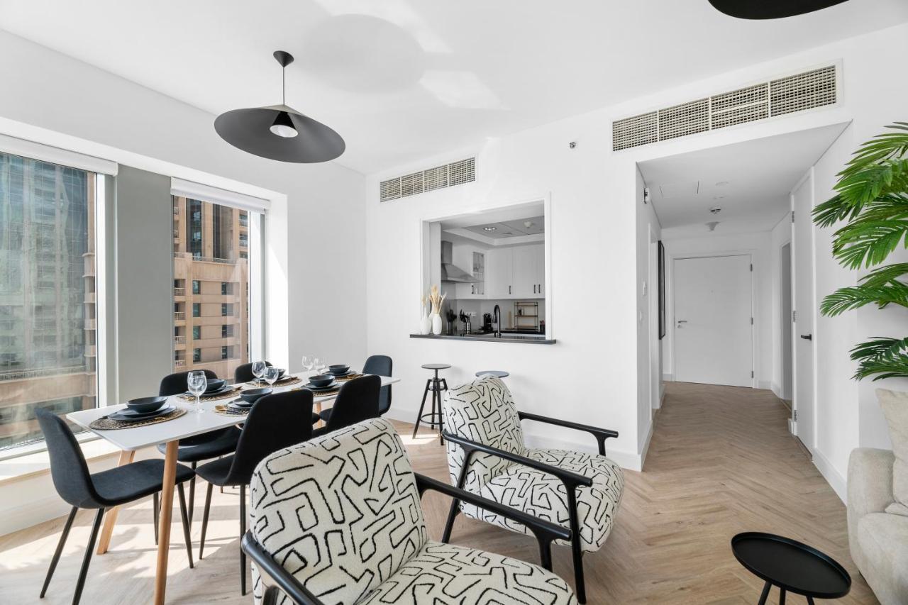 Sophisticated 1bd W Incredible Burj Khalifa Views Appartement
