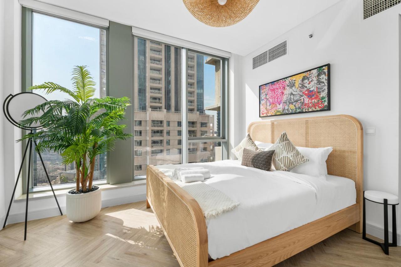 Sophisticated 1bd W Incredible Burj Khalifa Views Dubaï