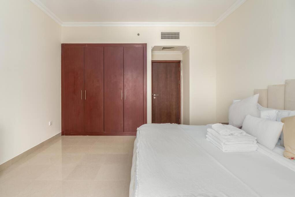 1bdr On The Marina Walk - Time Place Tower Apartment *