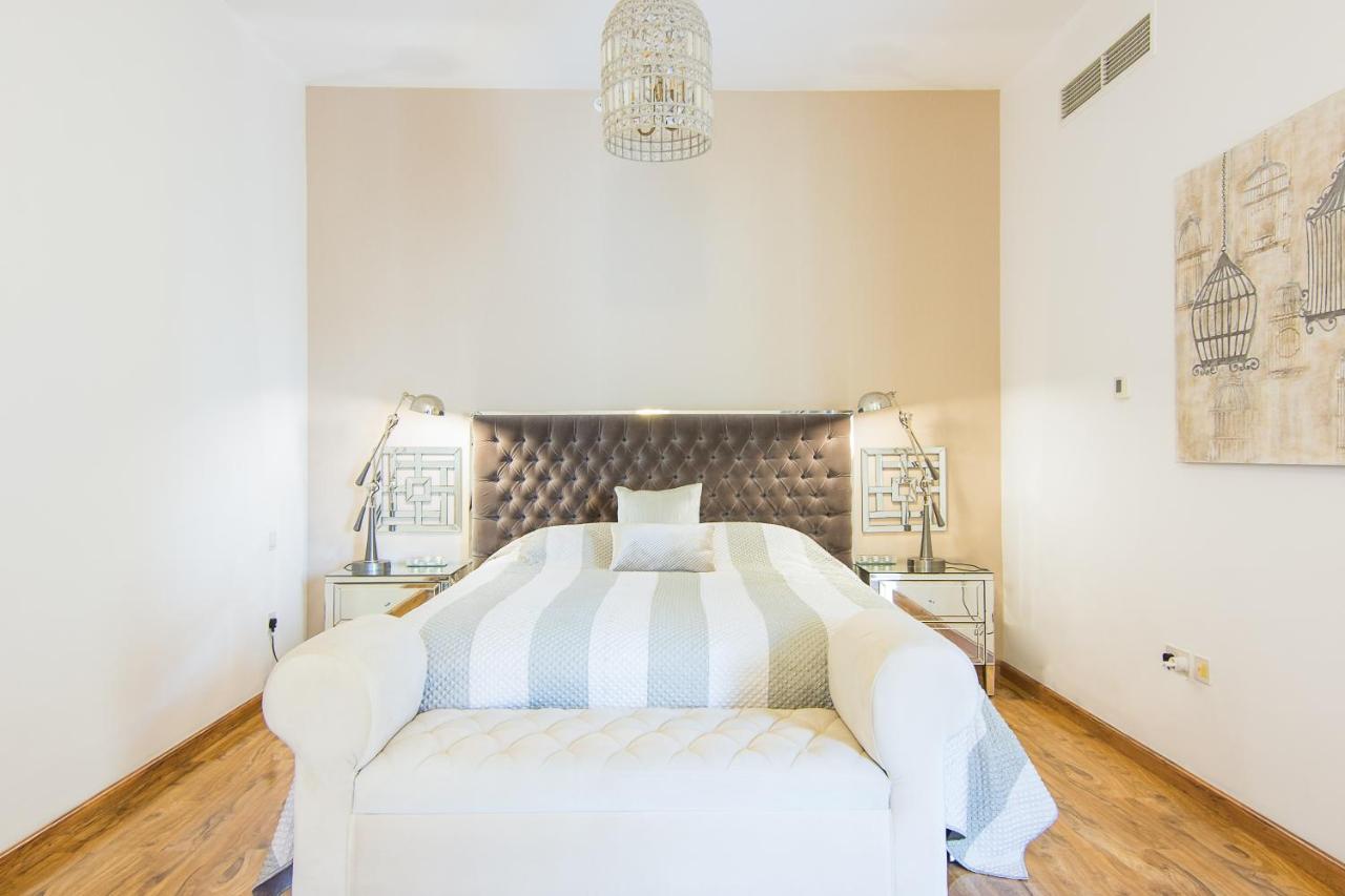 Huge 1br In Jbr Apartamento