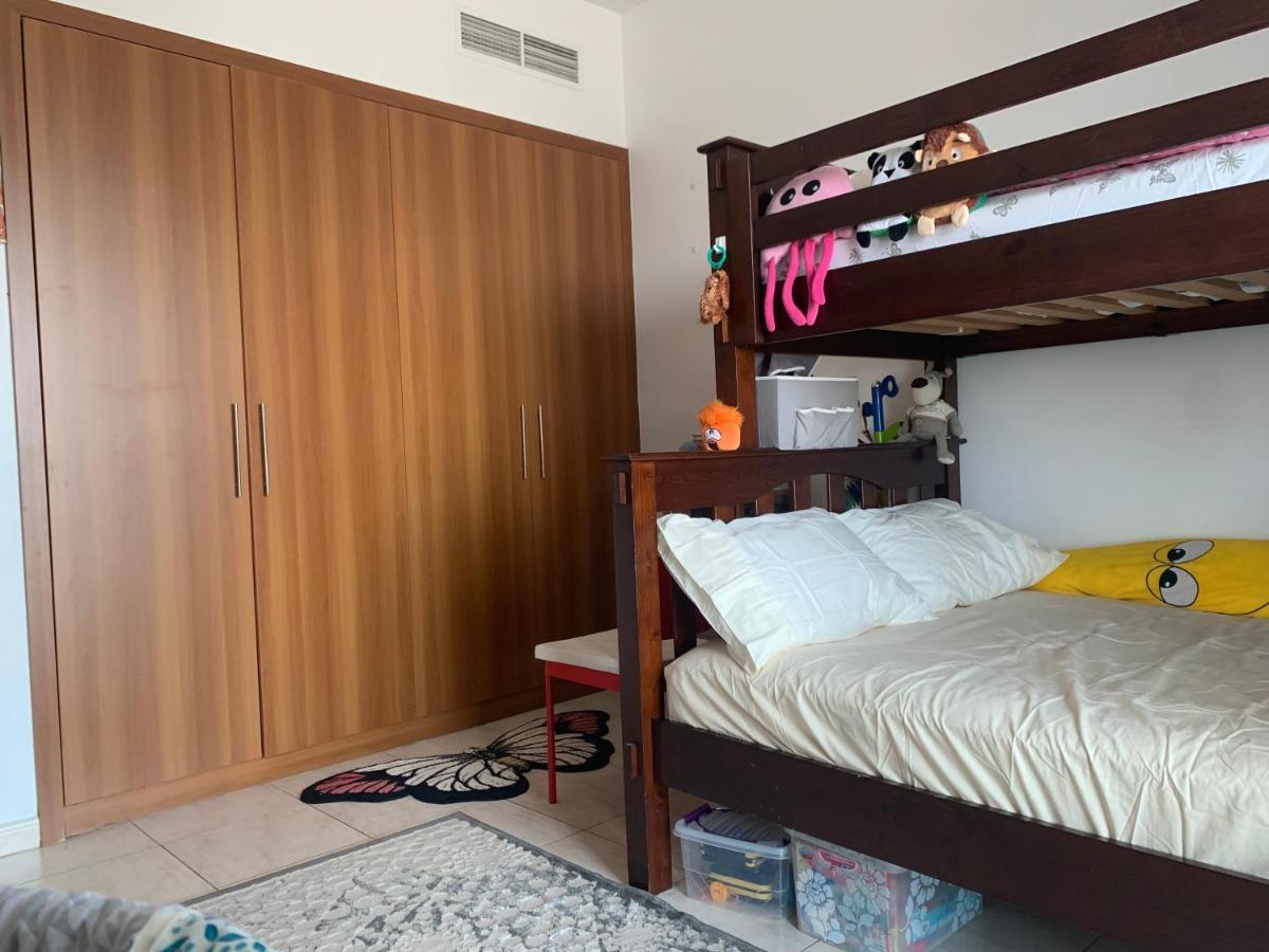 Skycourts Entire Apartment-120m2-big Balcony