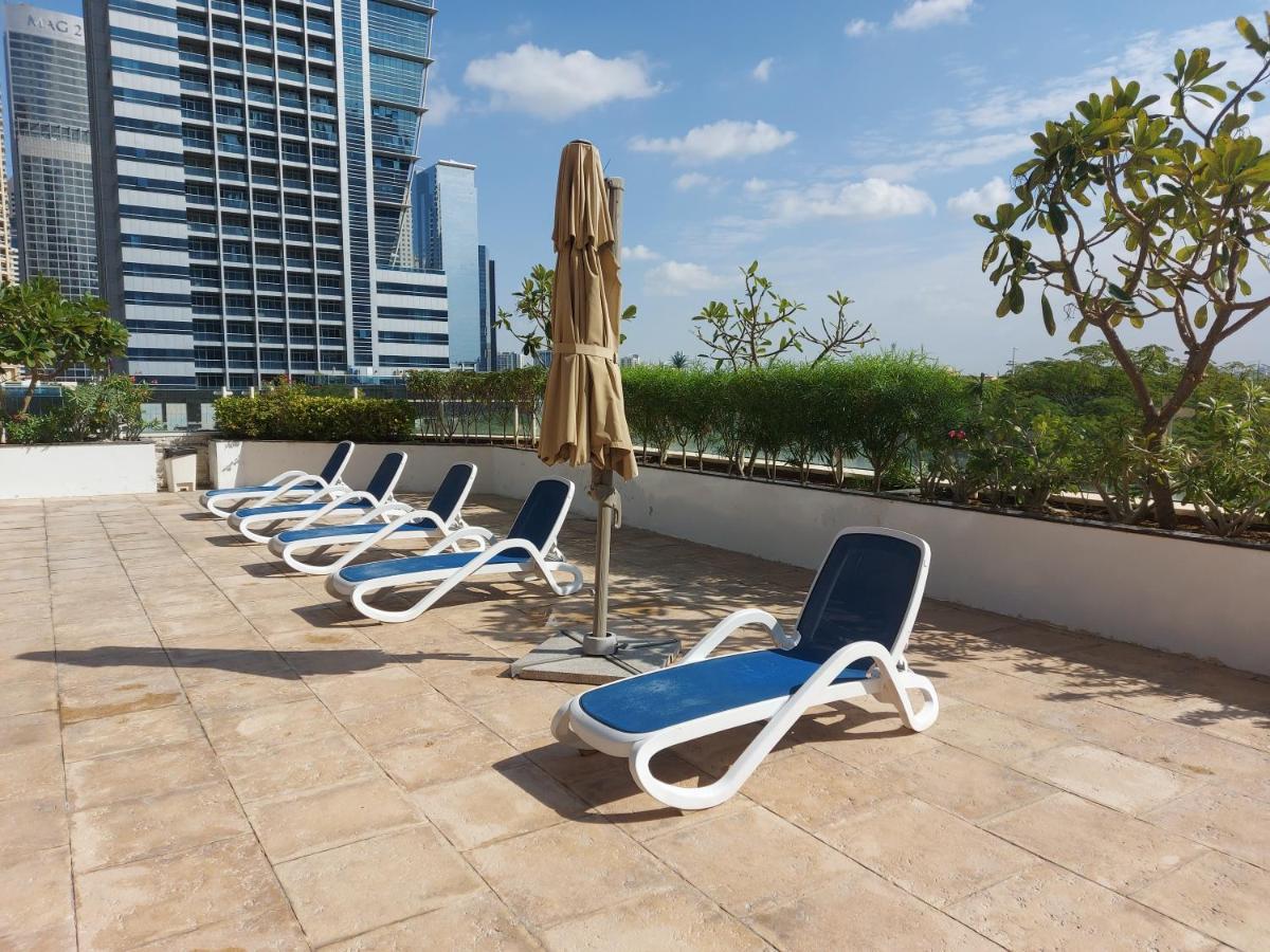 White Sage - Gorgeous In Jlt Near The Metro Station *