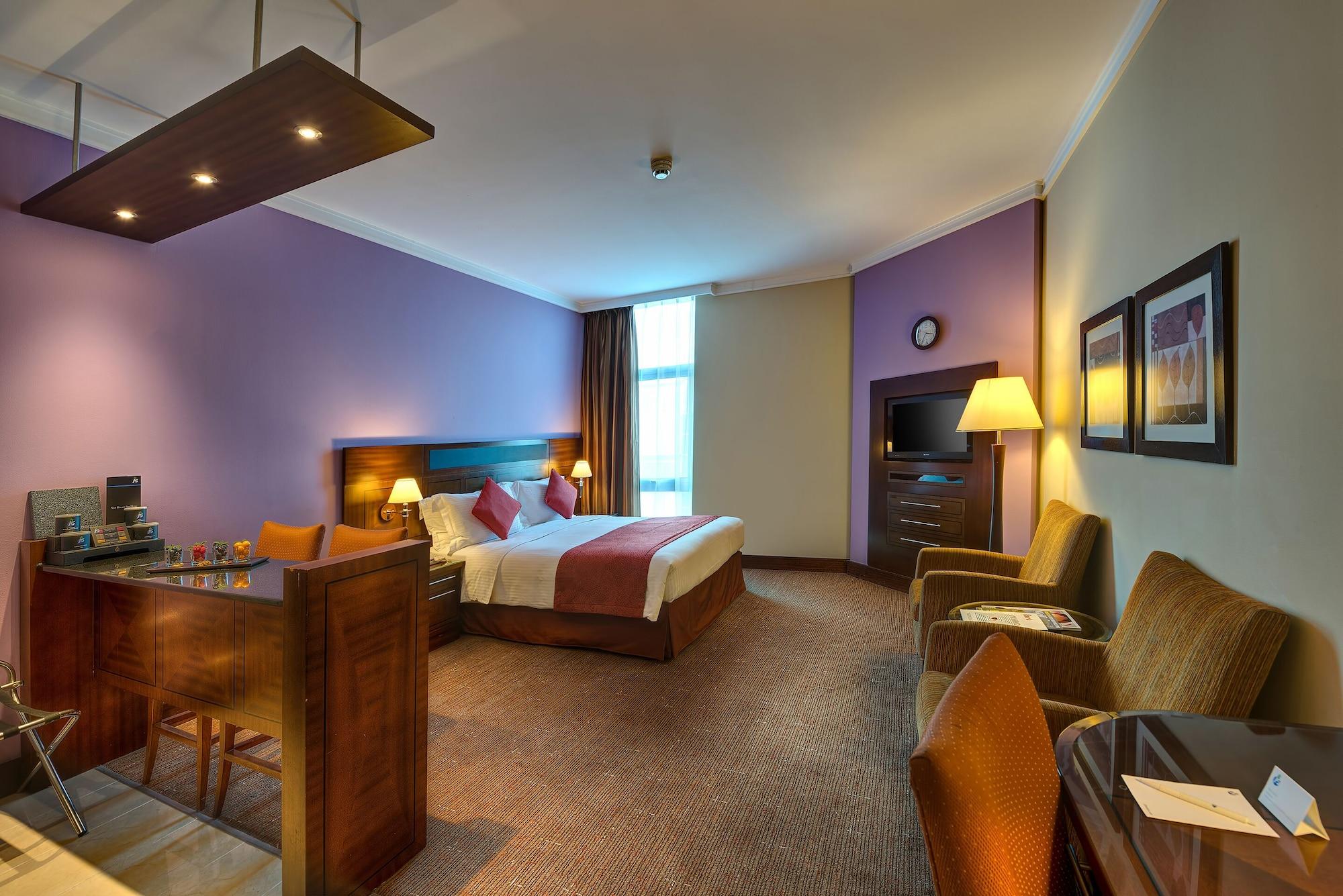 J5 Rimal Lägenhetshotell 4*